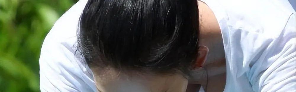 “不穿文胸怎么了？”夜跑不穿内衣的妻子引发冲突，造成悲剧！